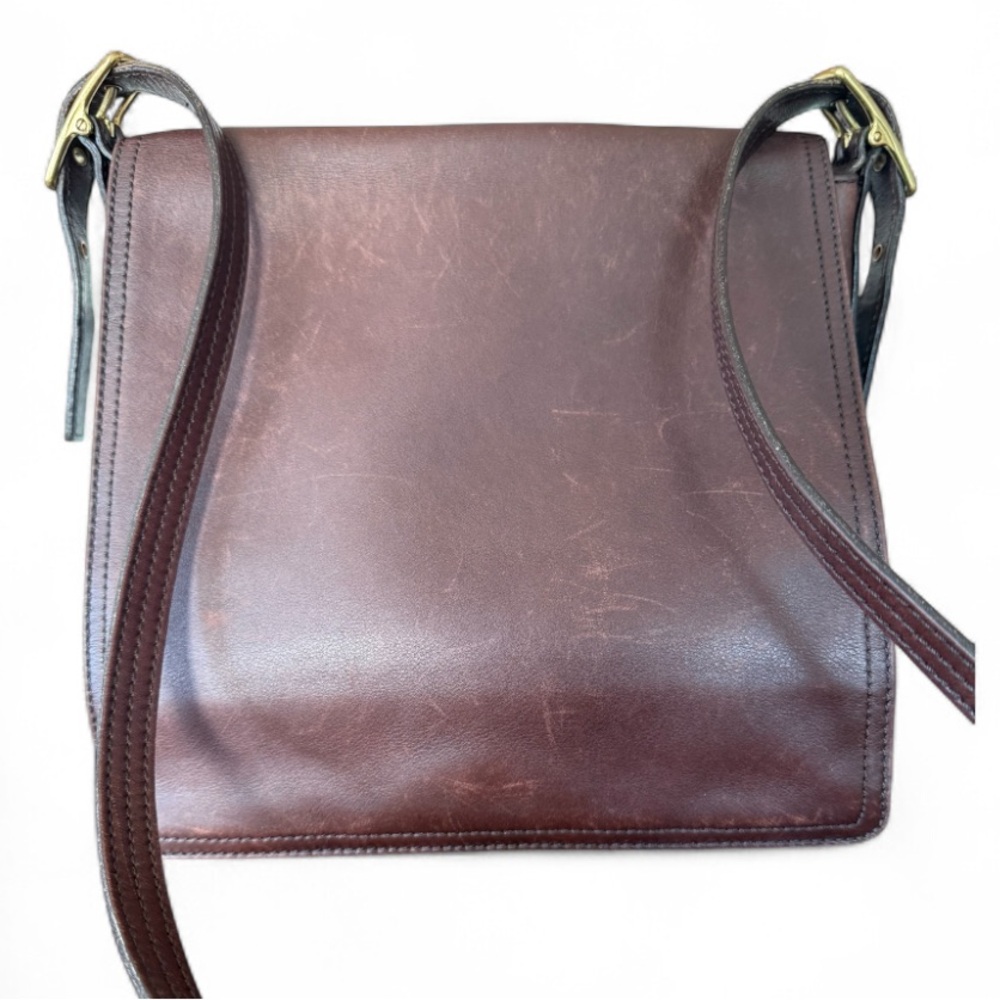 Legacy Monterey 9829 Mahogany Leather Flap Crossbody Costa Rica - Picture 3 of 17